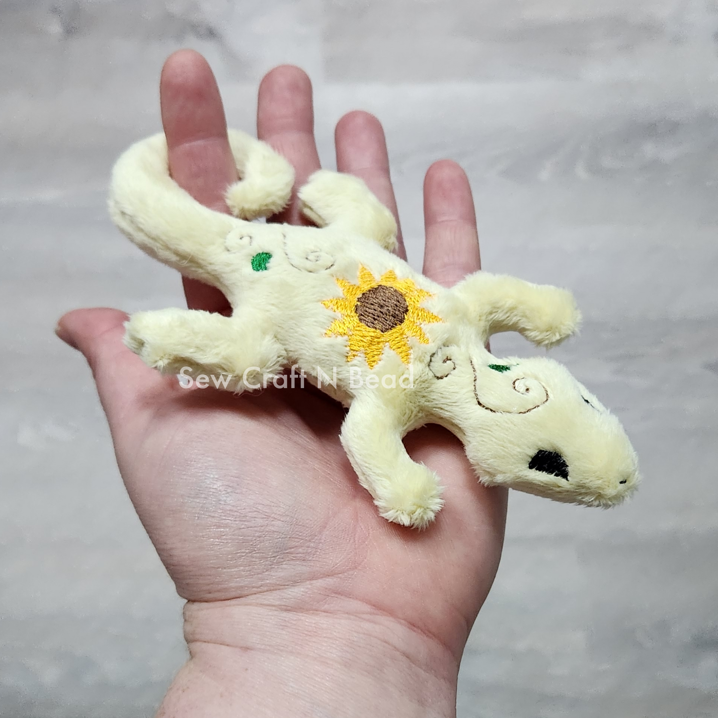 Sunflower Lizard Plush (READY TO SHIP)