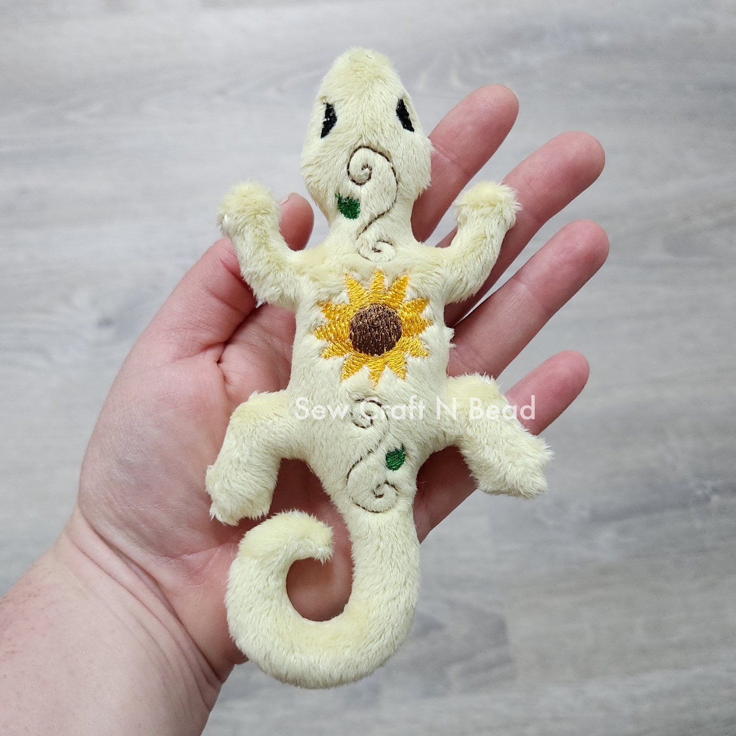 Sunflower Lizard Plush (READY TO SHIP)