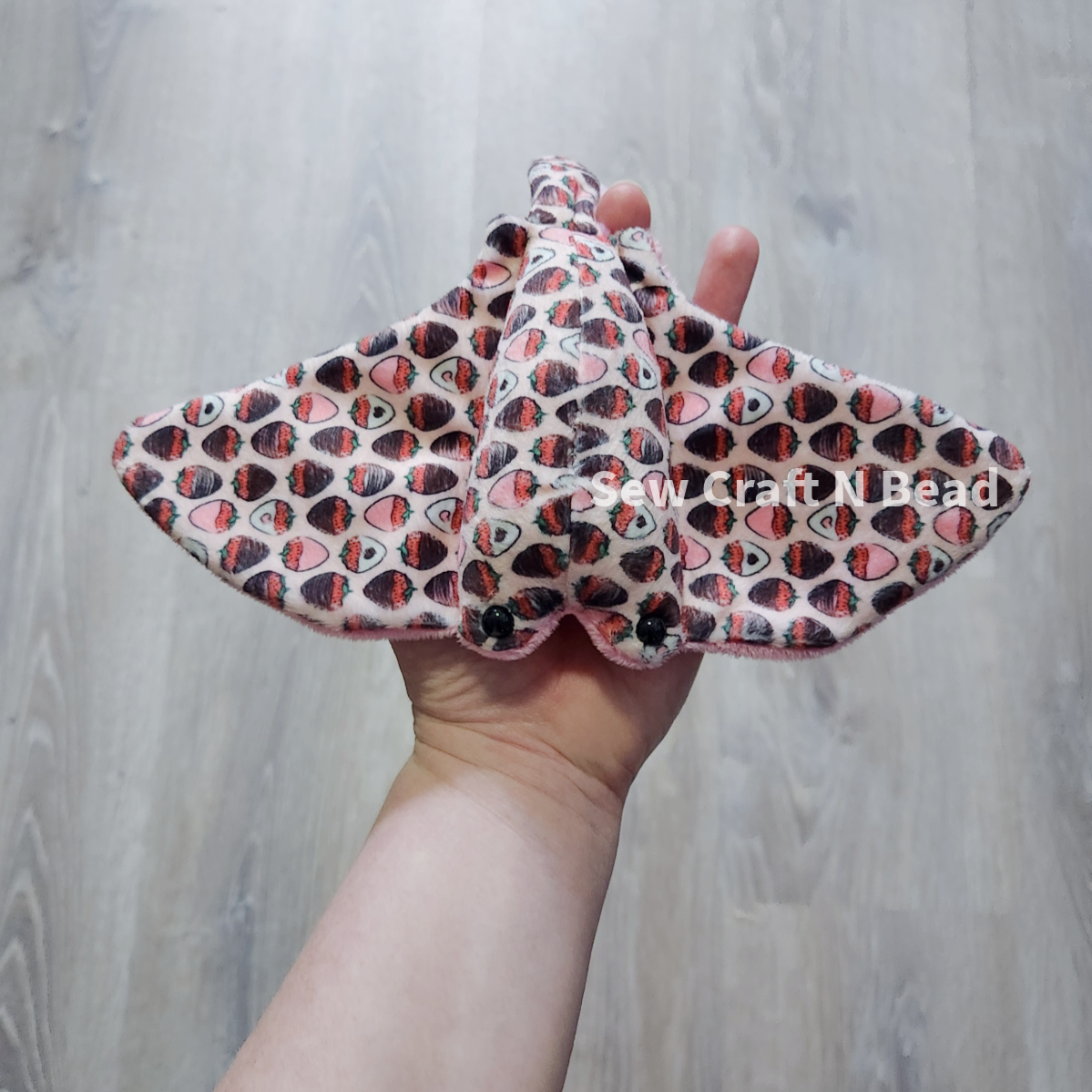 Chocolate Covered Strawberry Stingray (READY TO SHIP)